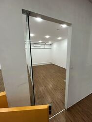 Parkway Centre (D15), Retail #578555221